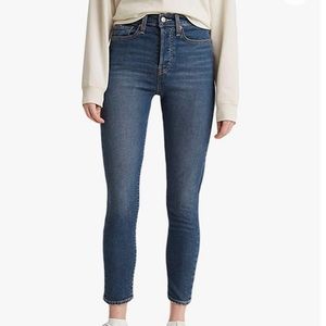 Levi’s Women's Wedgie Skinny Jeans in Sun Devil Trashed